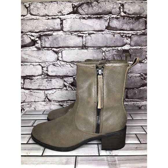 Clarks Dark Metallic Taupe Nevella Devon Zipper Ankle Boots Women Sz 7.5M US/38 - Picture 1 of 16